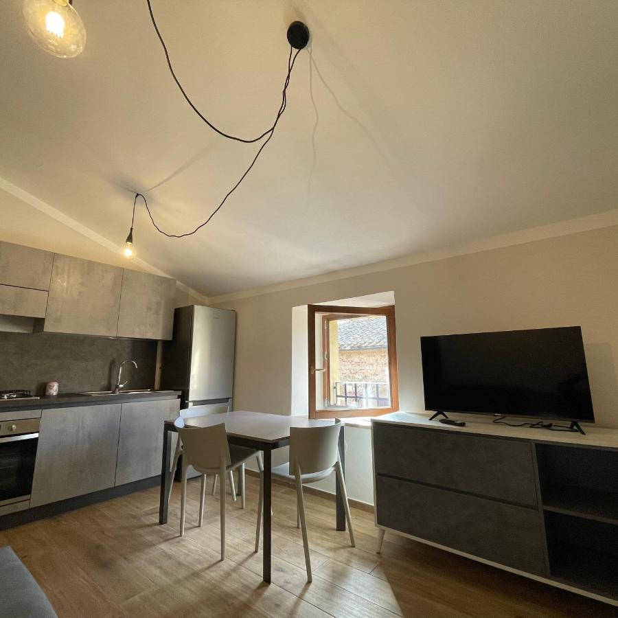 Charming 1-Bed Apartment In Montepulciano Stazione Buitenkant foto